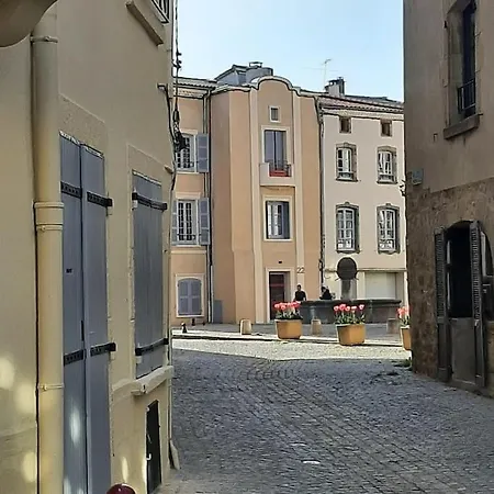 Maison De