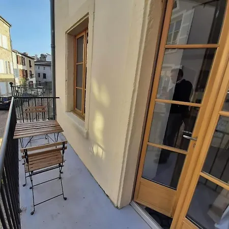Maison De Vakantiehuis Vic-le-Comte