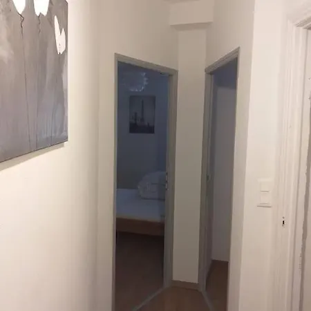 Maison De * Vic-le-Comte